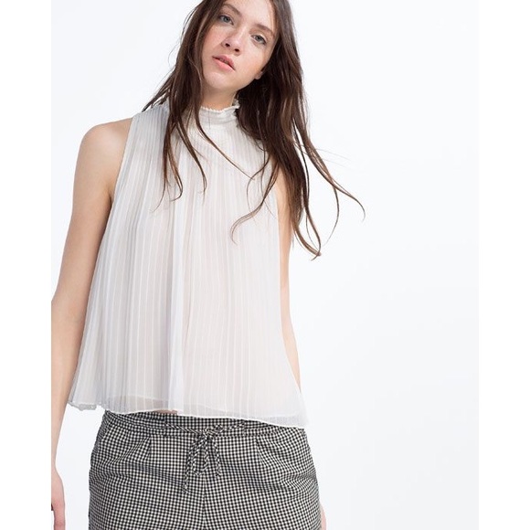 white pleated top zara